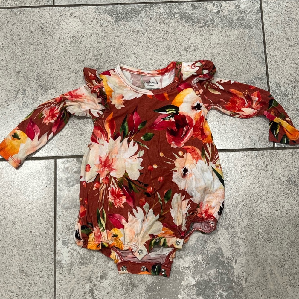 EUC Posh Peanut Bubble Romper 6-12 Months